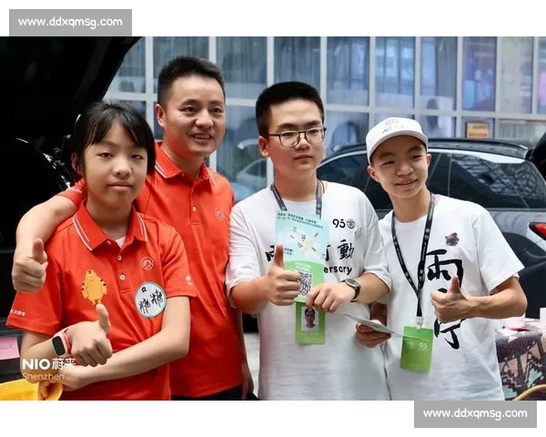 何迪夫：棒球织纽带，志愿连湾区